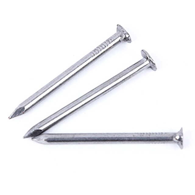 Clavos comunes de mango liso de acero brillante galvanizado Q195 Q235 de acero con poco carbono de alta calidad